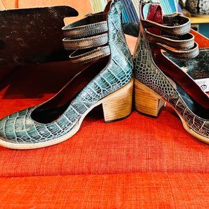 Freebird - Randi Turquoise Crocodile